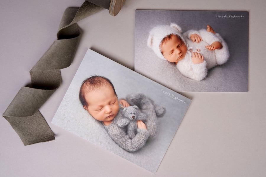 Newborn photo prints printed with matter finish