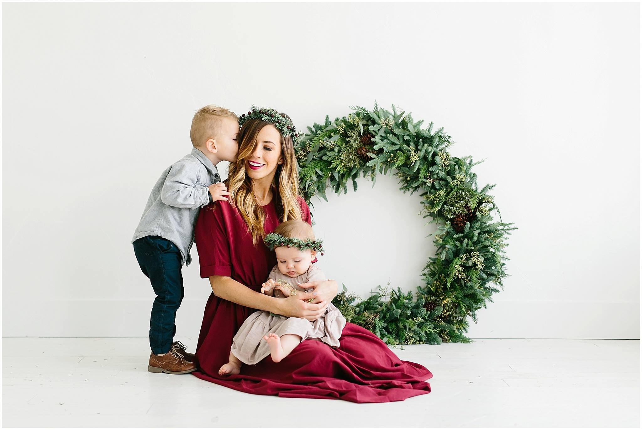 Studio Christmas Mini Session by Kali Poulsen