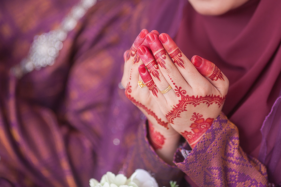 henna night and colours in muslim weddings
