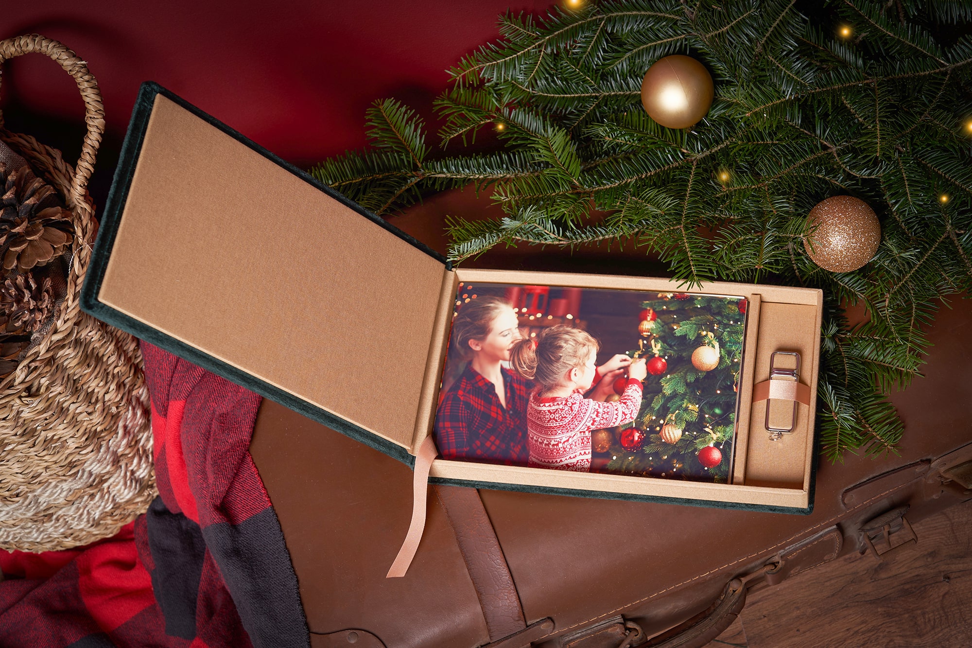 Christmas Photo Prints Box With USB