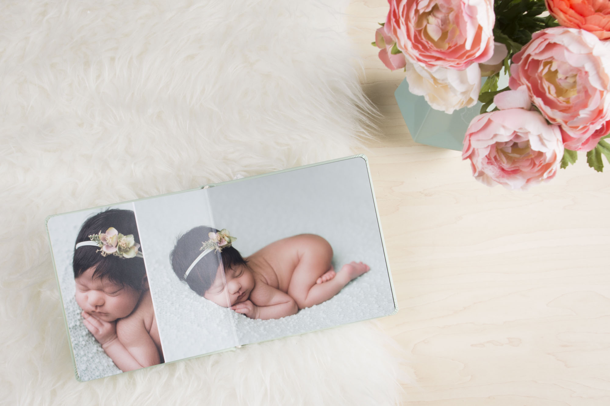Tiny Photo Album Exclusive