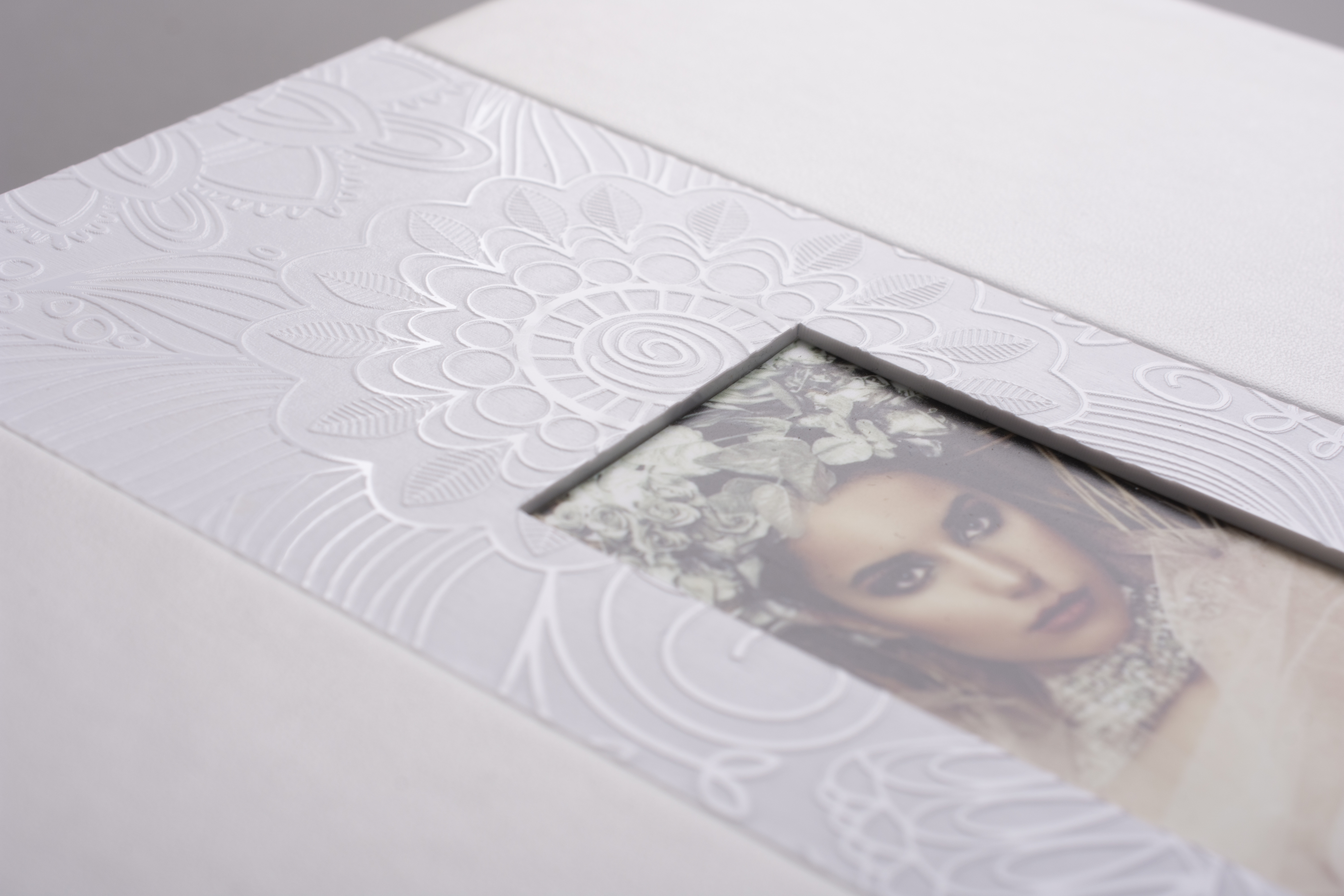 Professional Wedding album with cut-out window