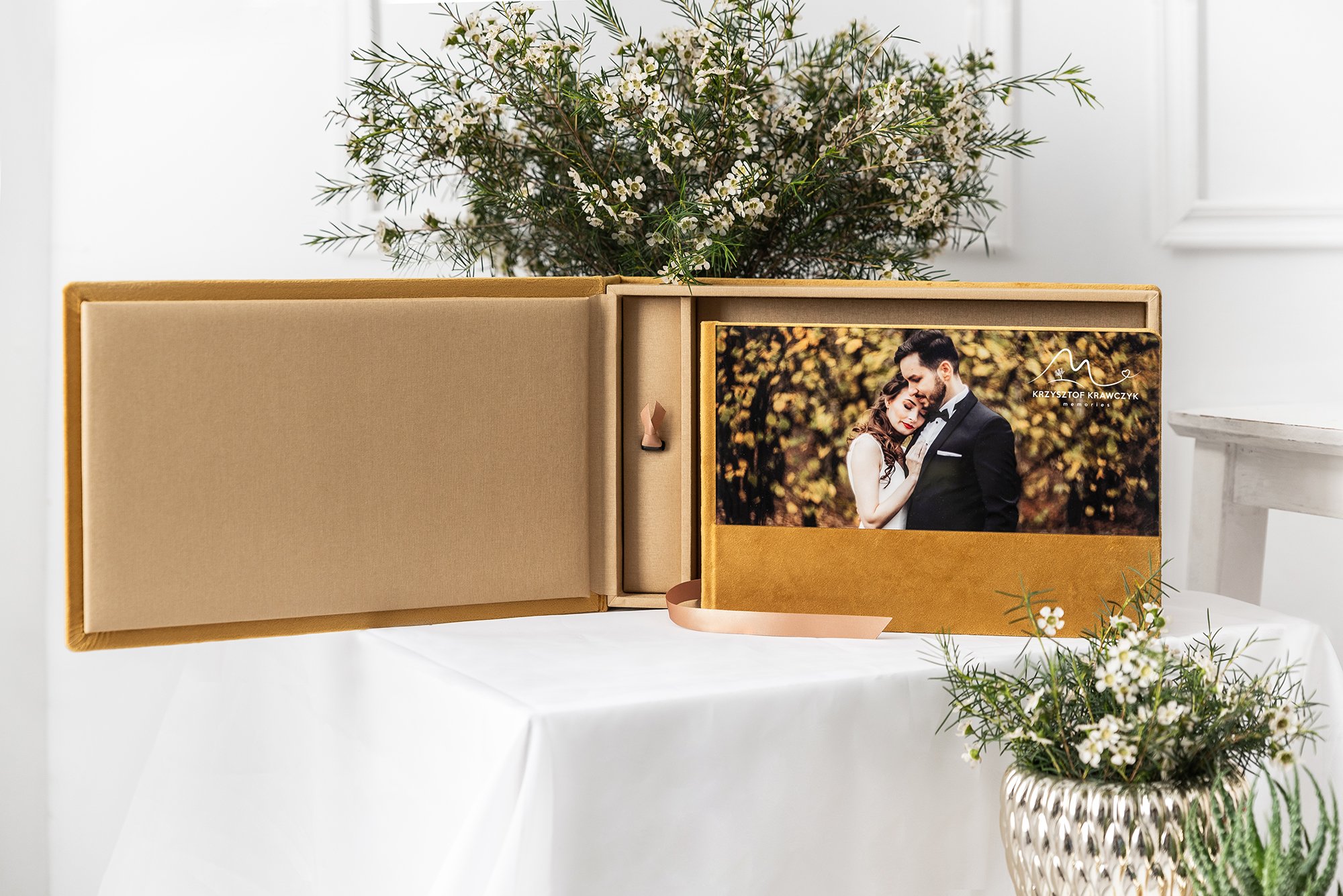 acrylic wedding album with USB