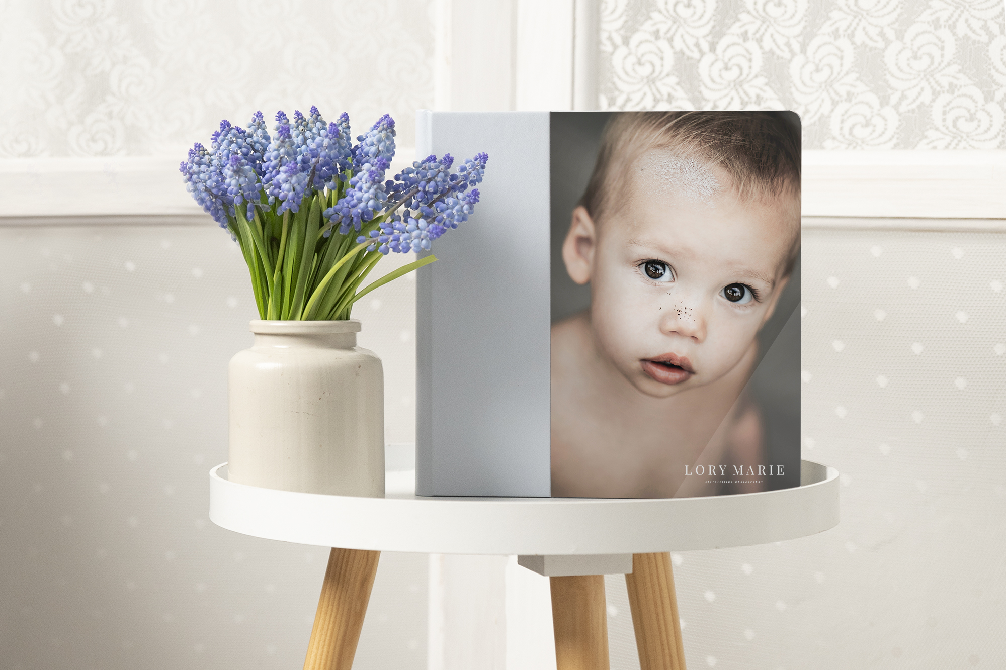 Newborn Photography in an Acrylic Photo Album