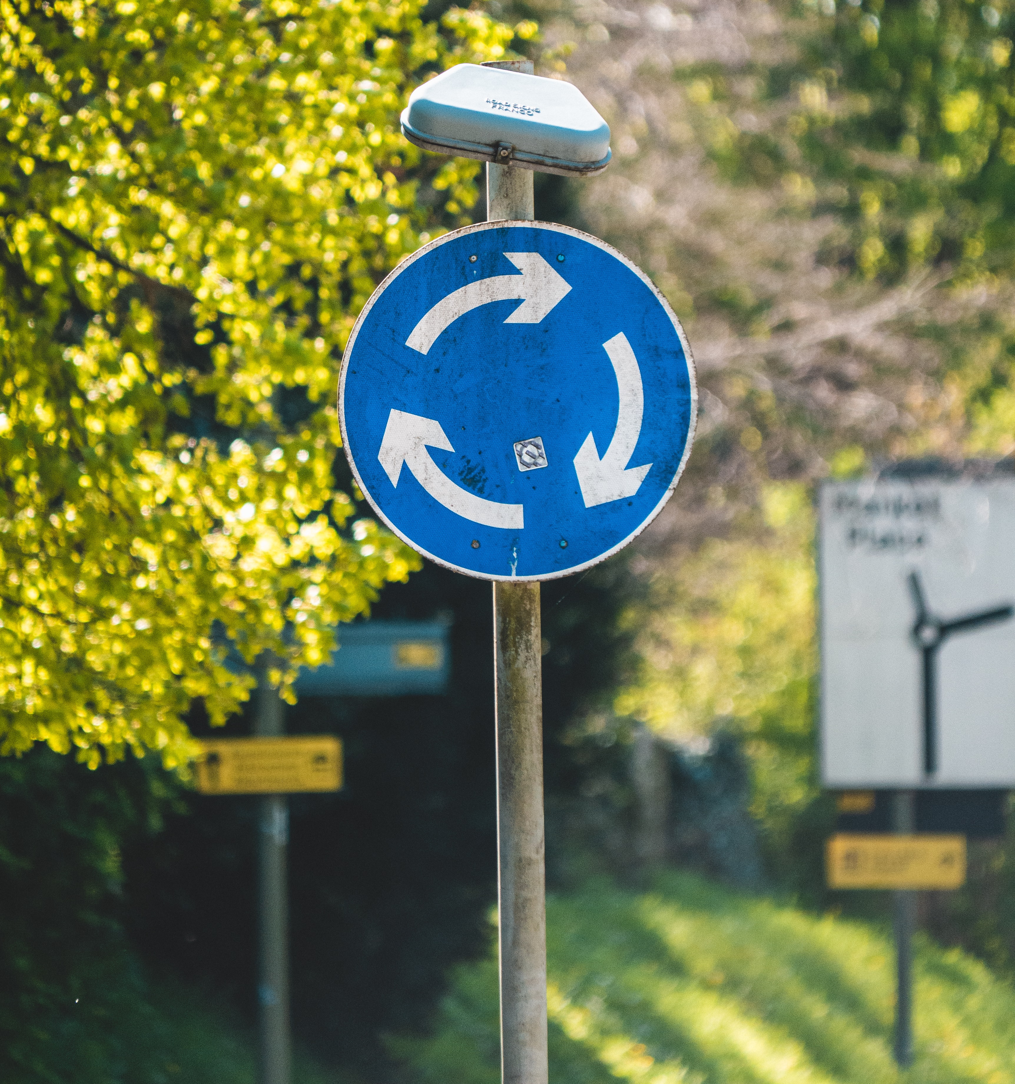 Sign for a round-about 